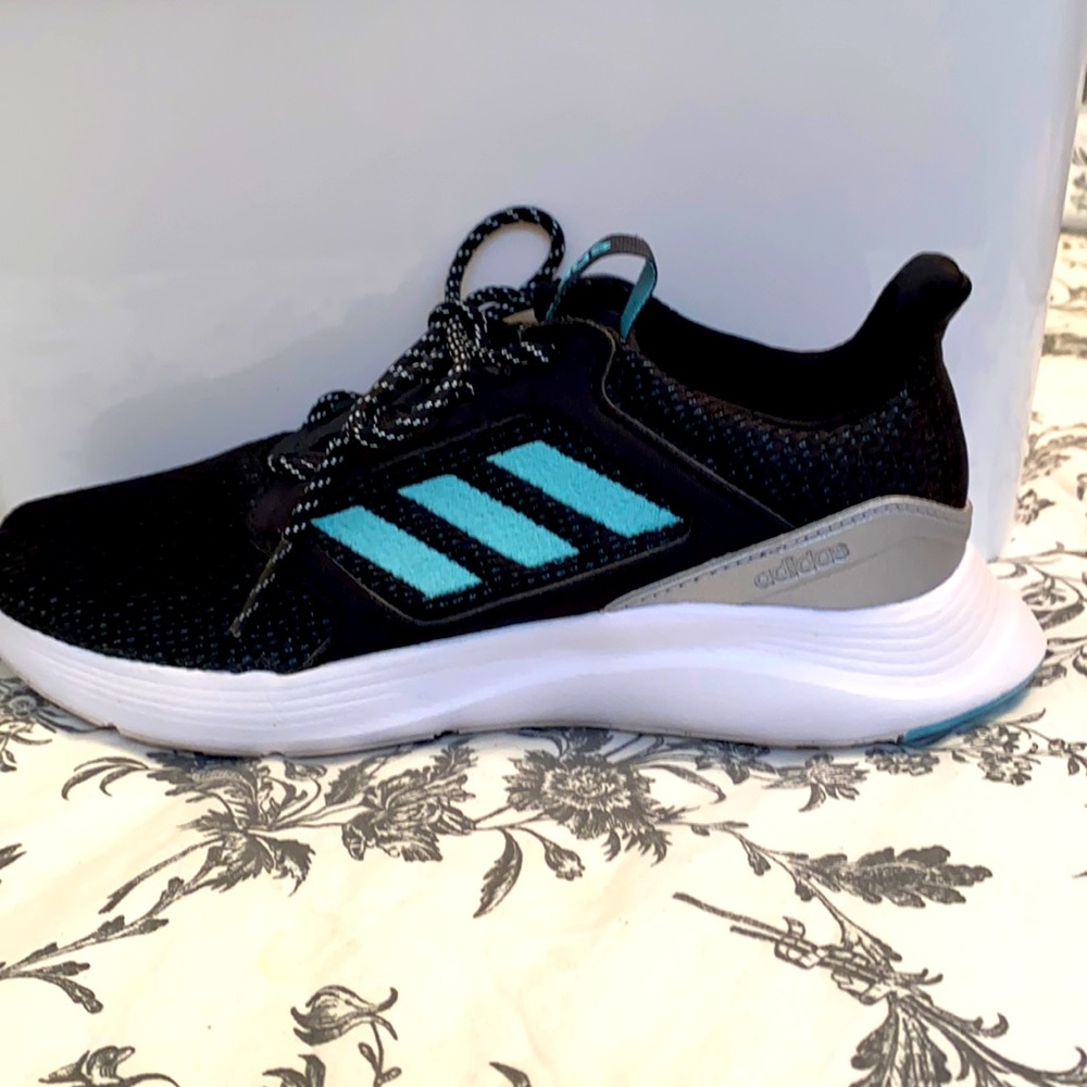 Adidas Tennis Shoes